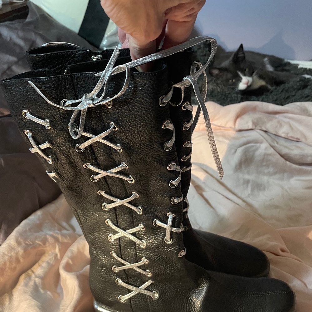 Size 38 Modern Vice Ziggy boots, never worn